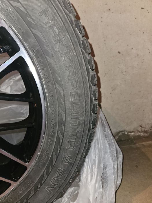 Nokian Hakkapelitta 9 (225/60/R17