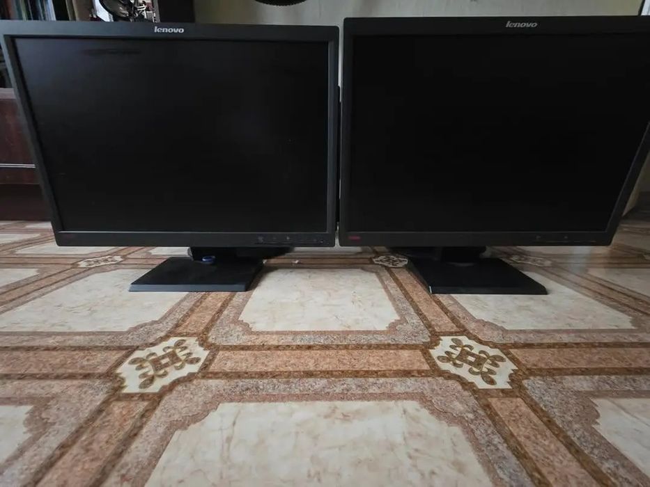 Monitor Lenovo ThinkVision lp2250p