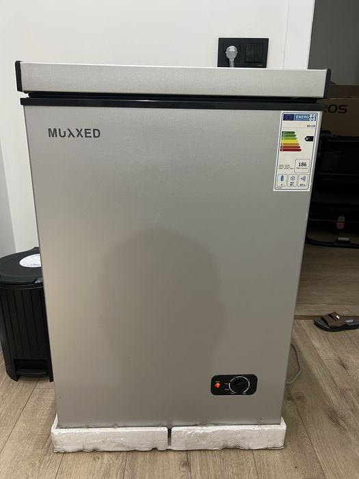 Продам морозильник  MUXXED.