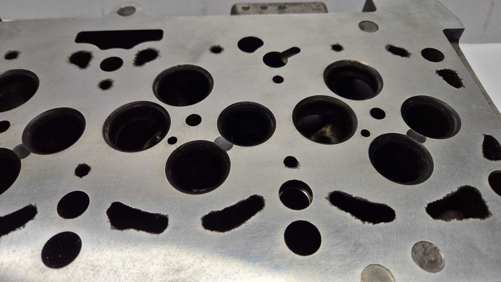 Rectificare chiulase prin așchiere