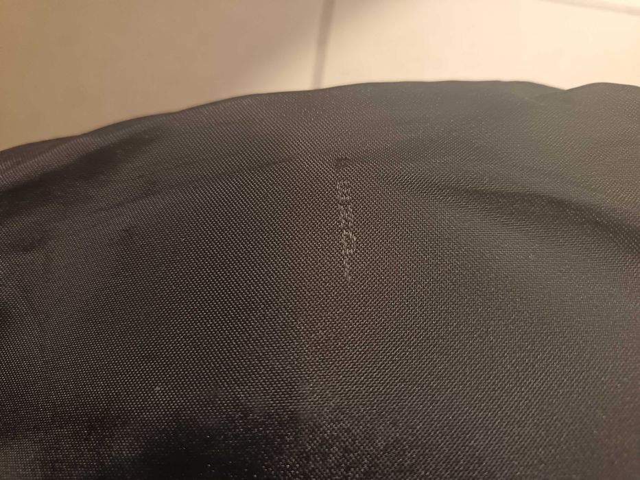 Vând geanta noua Fendi