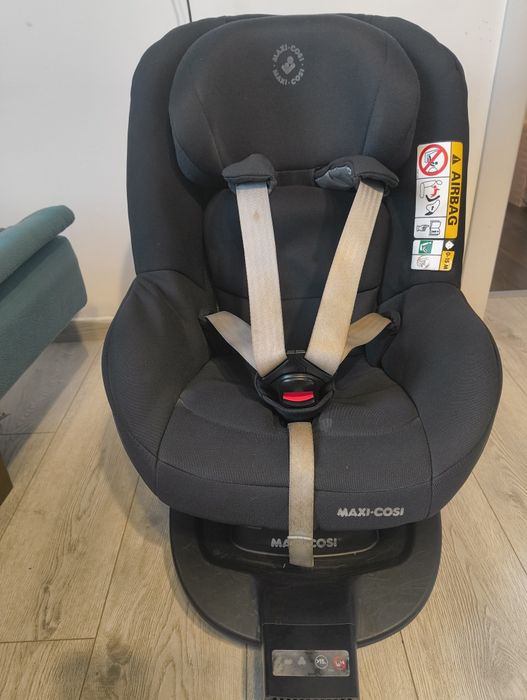 Продавам детско столче Maxi Cosi Pearl Pro2 2
