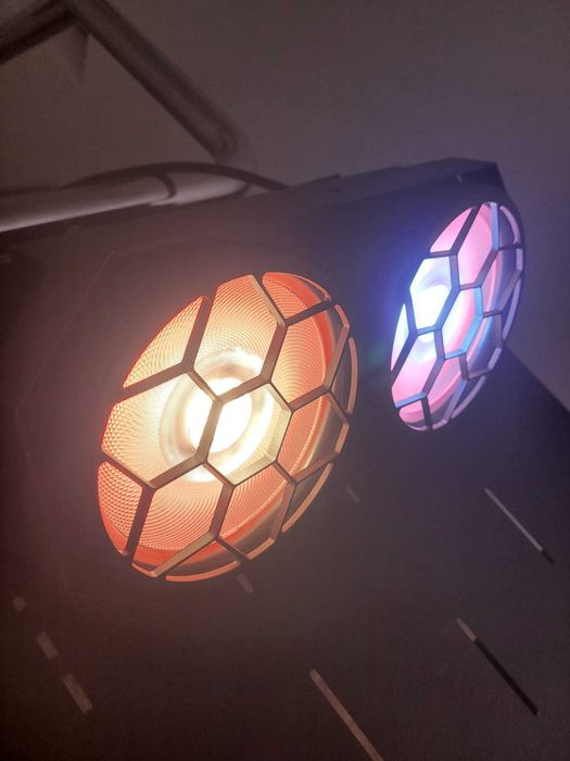 OFERTA Lumini disco 260W blinder 100W cob + led RGB disco dj formatii