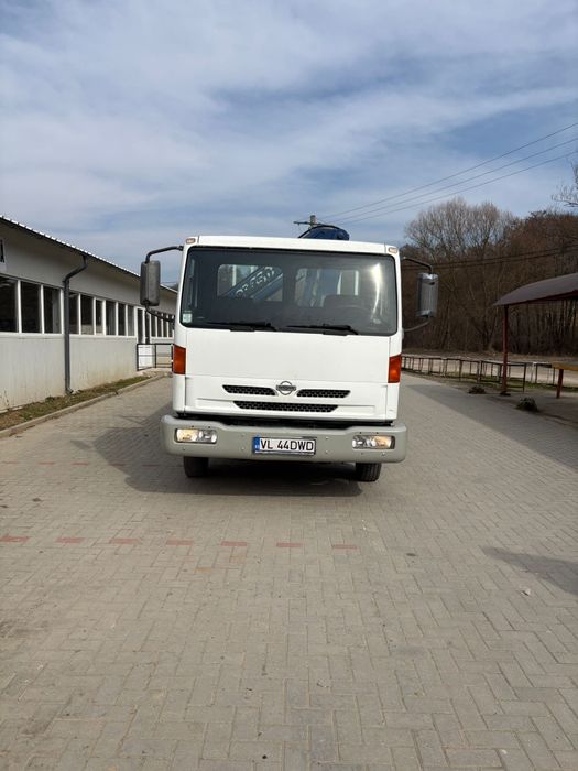 Nissan Atleon cu macara,basculabila
