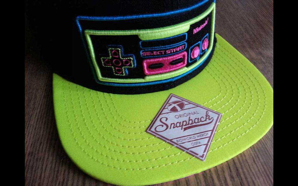 Продавам шапка Nintendo