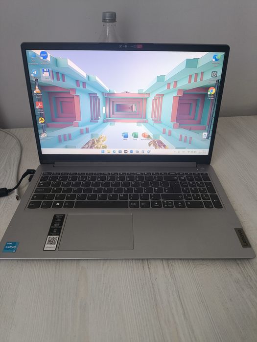 Lenova core 3 512×8