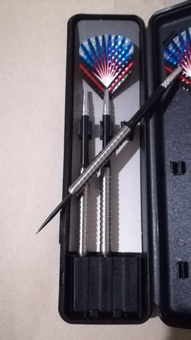 Set Harrows 3 sageti Darts
