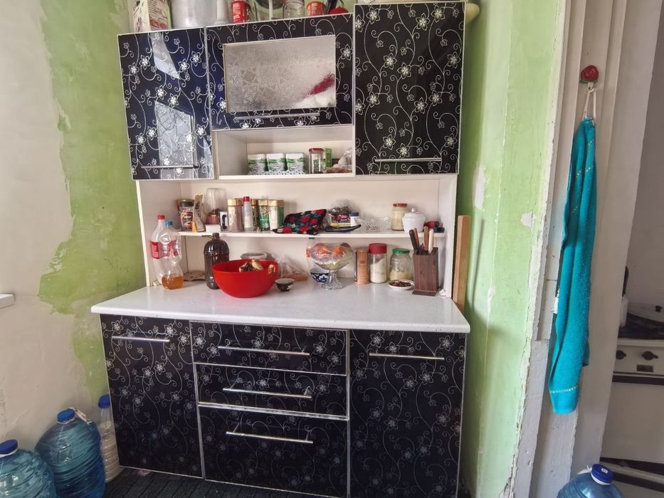 Продаю Кухонный гарнитур