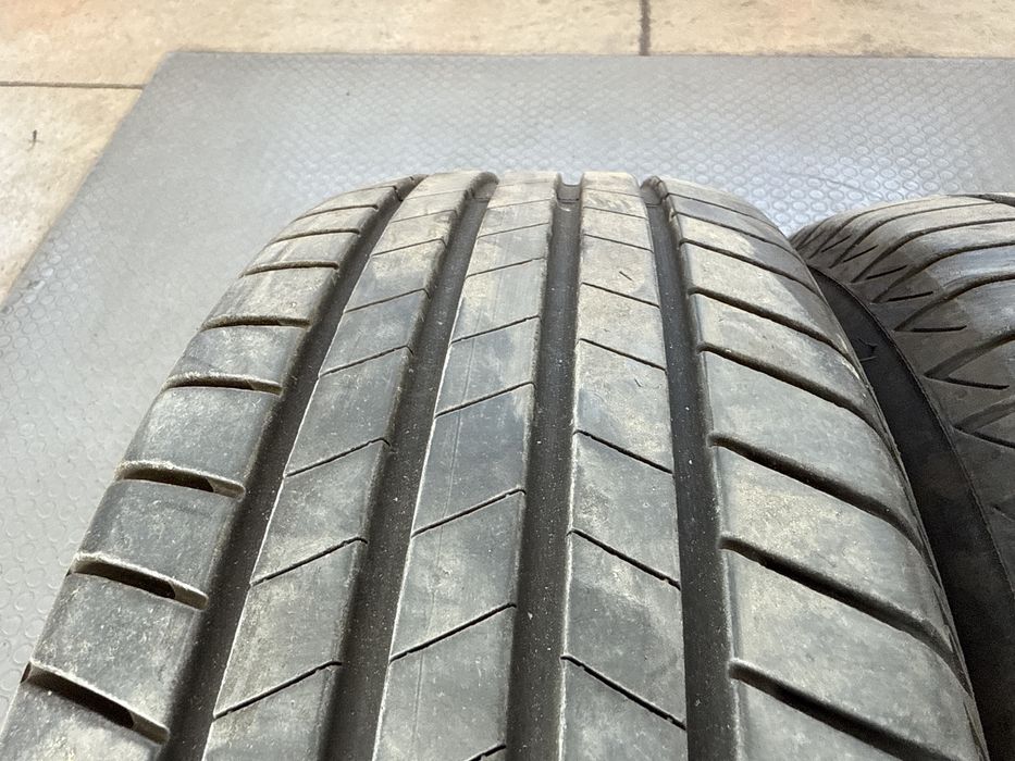 4бр. ОТЛИЧНИ Летни Гуми 195/65R/15 -BRIDGESTONE- DOT:3922- 6.2мм.