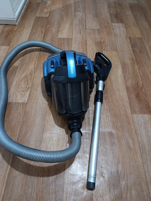 Пылесос Samsung 2100W