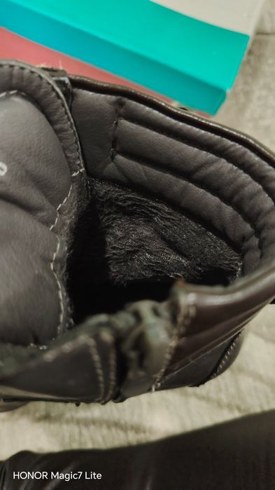 Ghete până la gleznă,cu șireturi mărimea 36-37