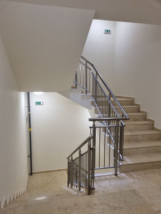 Дава се под наем Тристаен апартамент в Варна, Бриз - 93 кв.м за 2000 € - Снимка #17