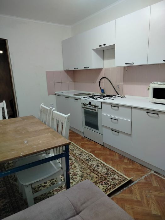 Сдам 3-х кв на Космонавтов 9/2