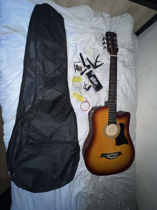 Gitara Akustik 38 Dyum