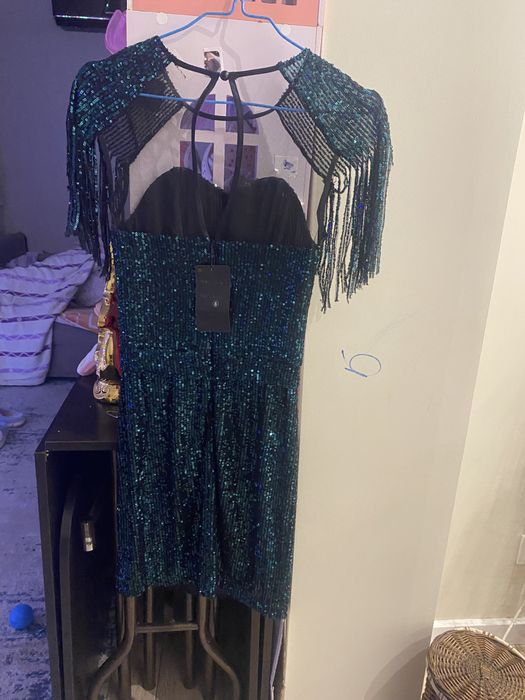 Платье новое , короткое