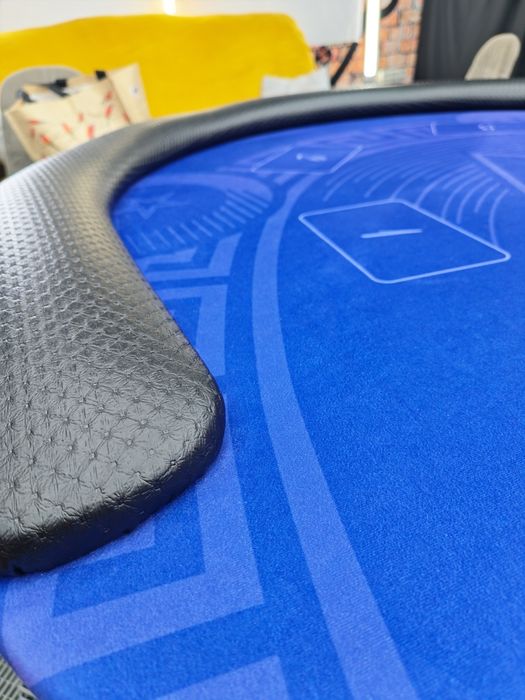 Urgent masa de poker profesionala