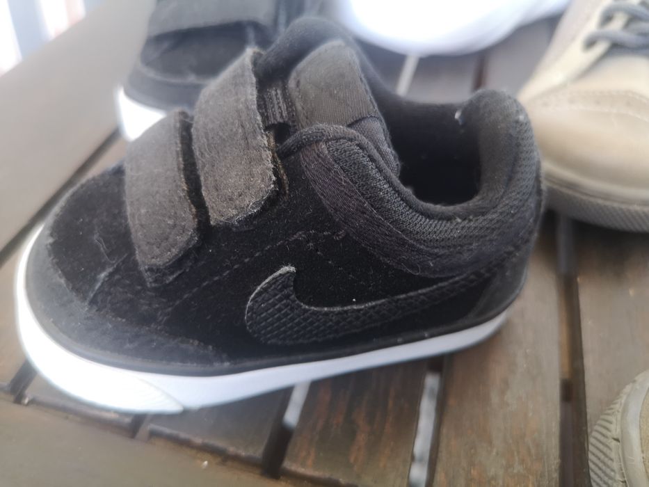 Различни детски обувки!