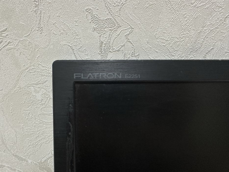 Монитор LG 22 дюйм