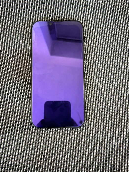 Schimb/vand  iphone 17e si iphone 13