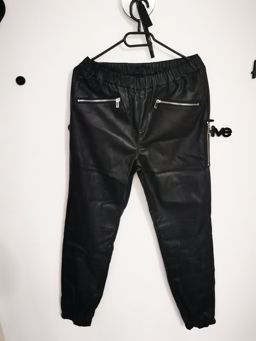 Pantaloni imitație piele, L