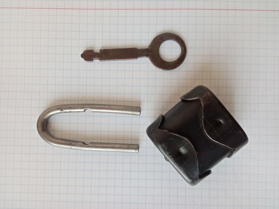 Замки навесные  ( винтаж СССР )