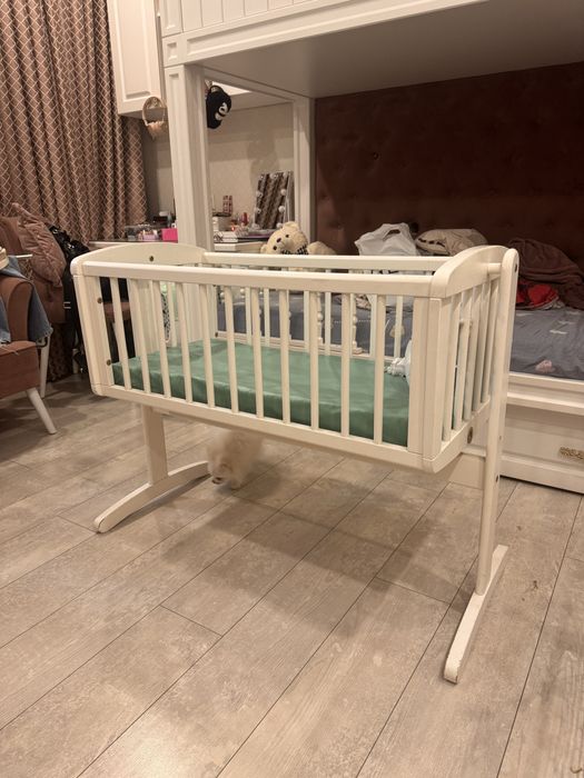 Детская кроватка качалка