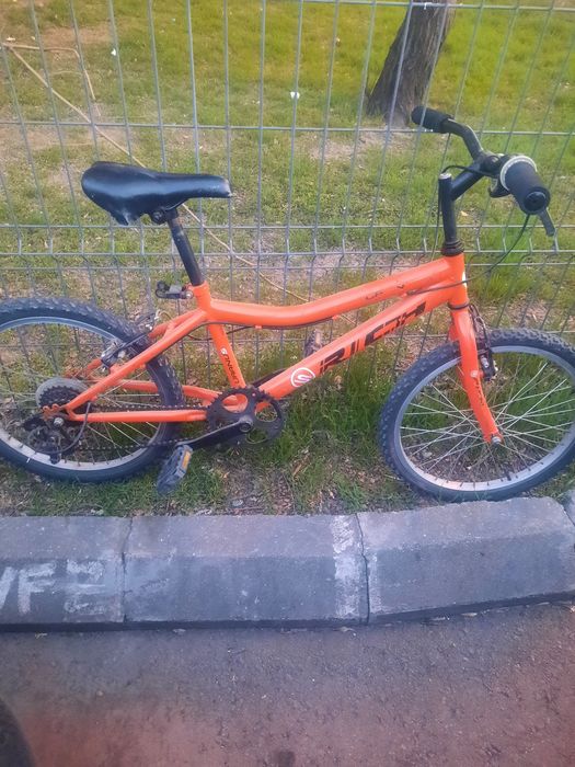 Bicicletă copii roți pe 20