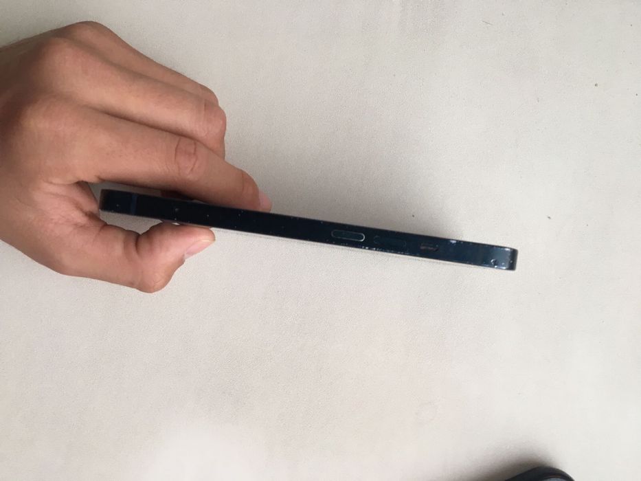 Iphone 13 темно синий