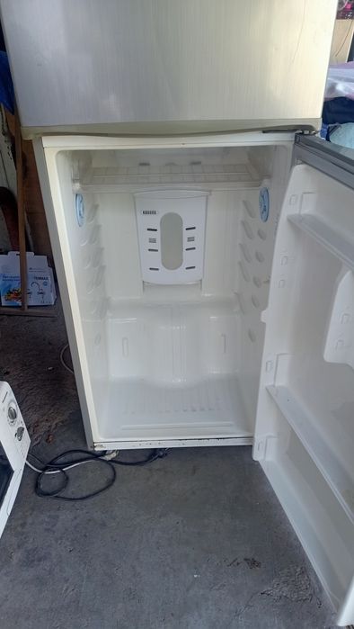 Холодильник продам