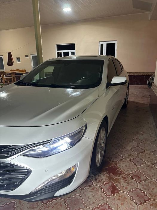 Chevrolet малибу