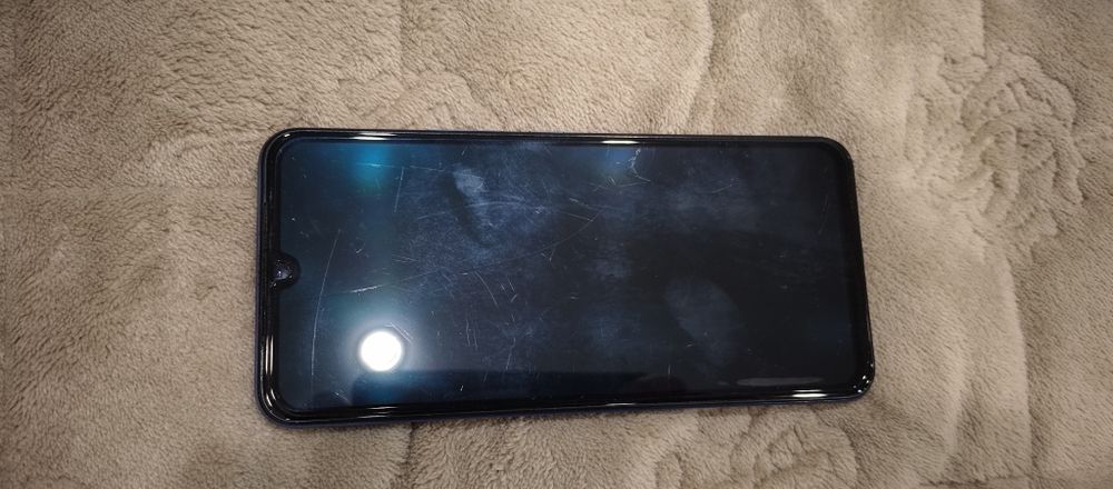 Продам Смартфон Vivo V23e