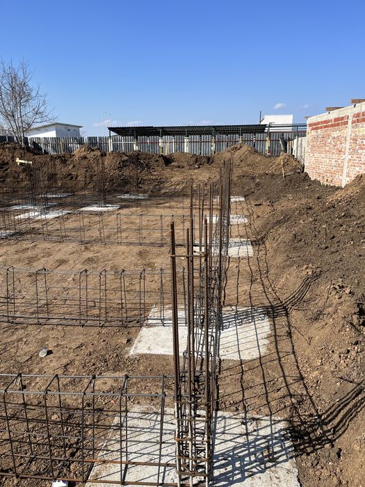 Изграждане на фундаменти, огради, метални конструкции