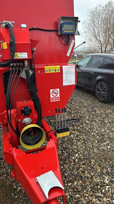 Remorca de mixare si procesare Katana Zago