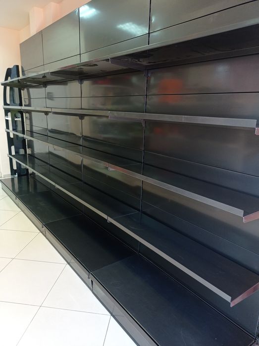 Стелажи Tegometal за магазини