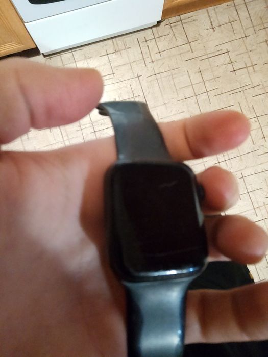 Продам apple watch 6 серии