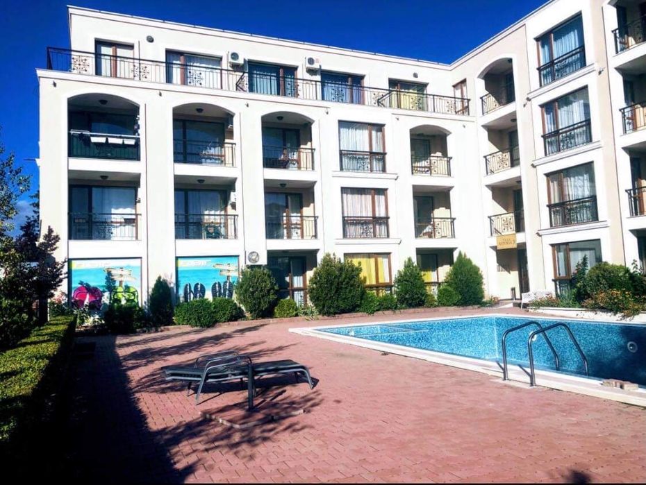 Дава се под наем Едностаен апартамент в к.к. Елените - 31 кв.м за 1275 € - Снимка #1