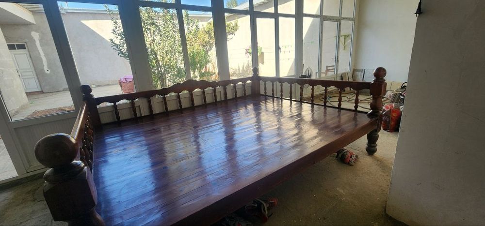 Tapchan sotiladi. Holati zòr yangidek