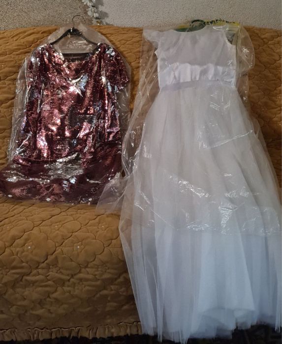 Платье нарядное коктельное в пайедках. На девочку 7-10 лет