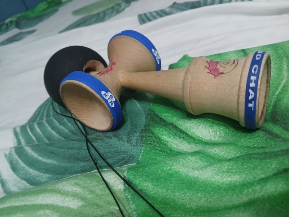 Kendama bisoi 315 lei negociabil .descrierea.