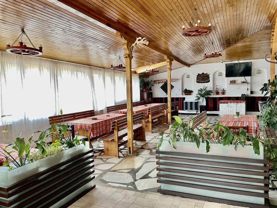 Дава се под наем Къща в Велинград - 300 кв.м за 357 € - Снимка #3