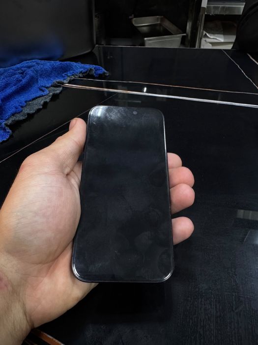 Iphone 15pro.       .