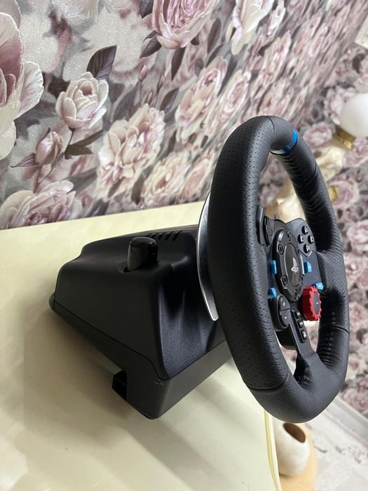 Срочно продам игровой руль