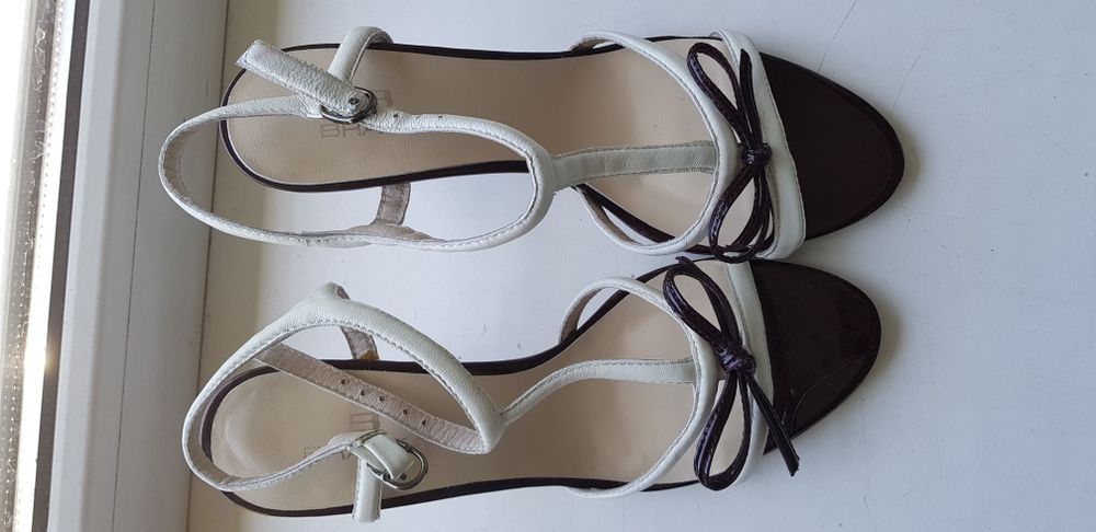 Новые босоножки 36 размер.braska