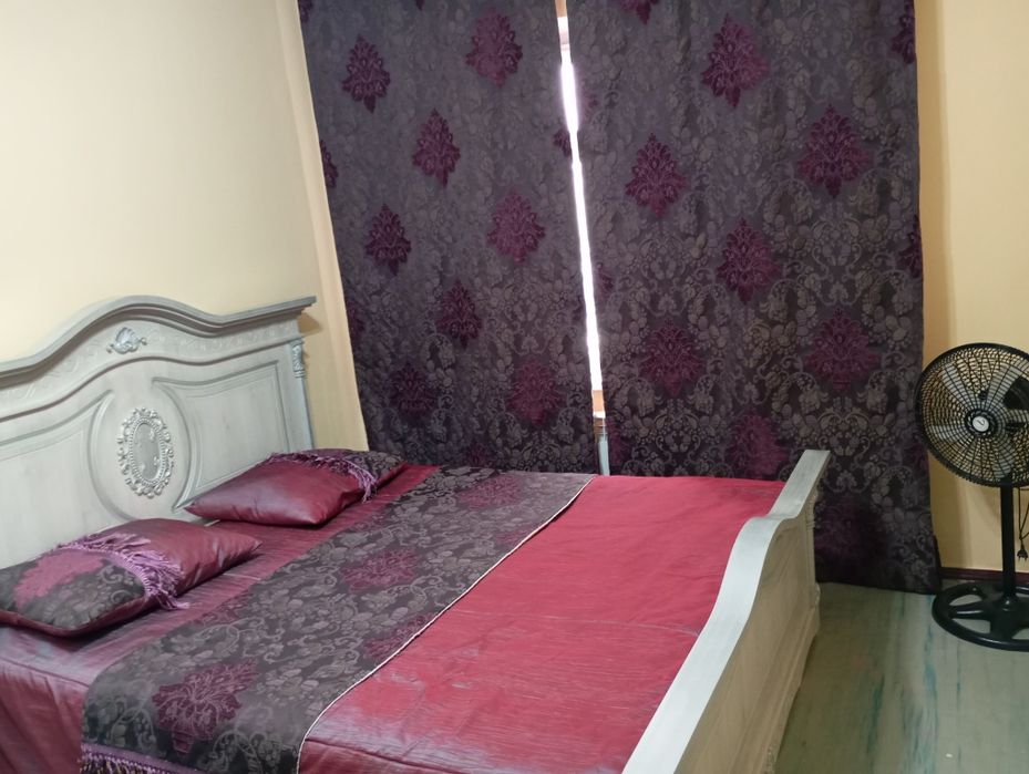 Комплект покрывало,подушки,шторы