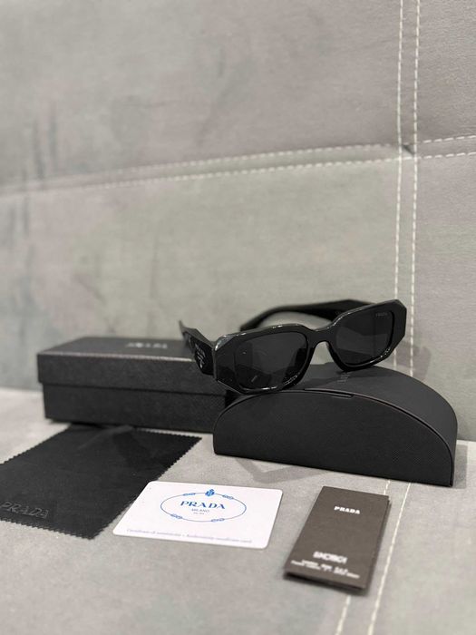 Ochelari de soare Prada Runaway Noi