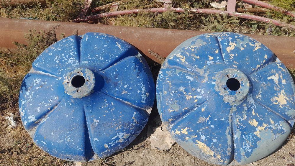 10 та зонтик 10 та сиденья сотилади