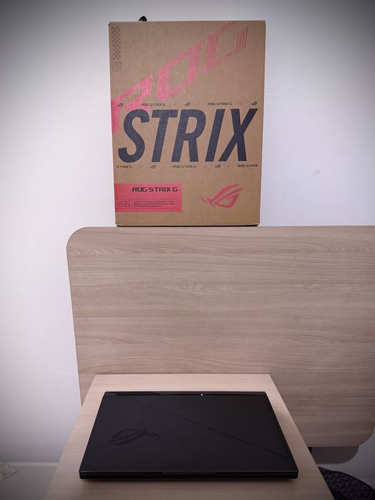 Продам Ноутбук Asus Rog strix