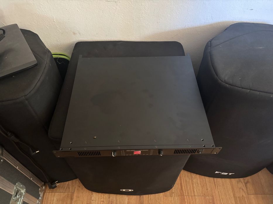 Amplificator audio profesional PKN XD2500