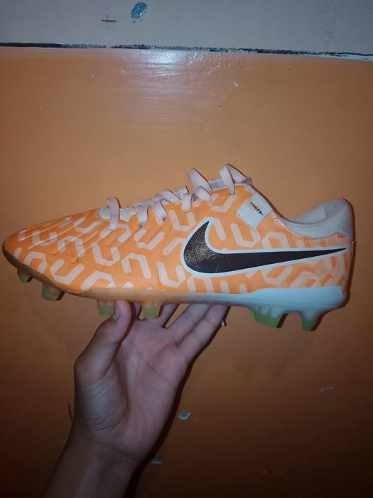 Butsisi yangi butsi razmeri 40