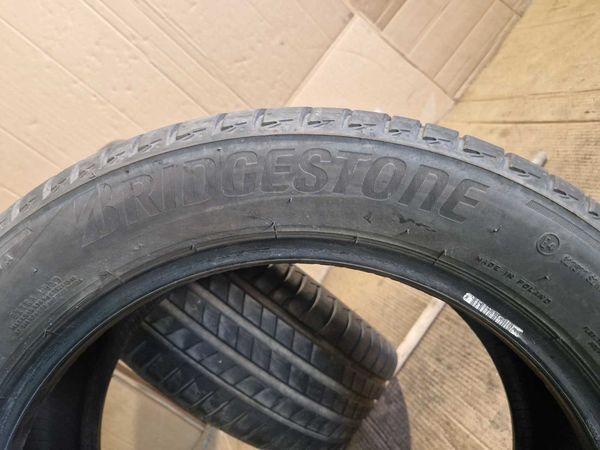 2 Bridgestone R17 205/55
летни гуми DOT0222